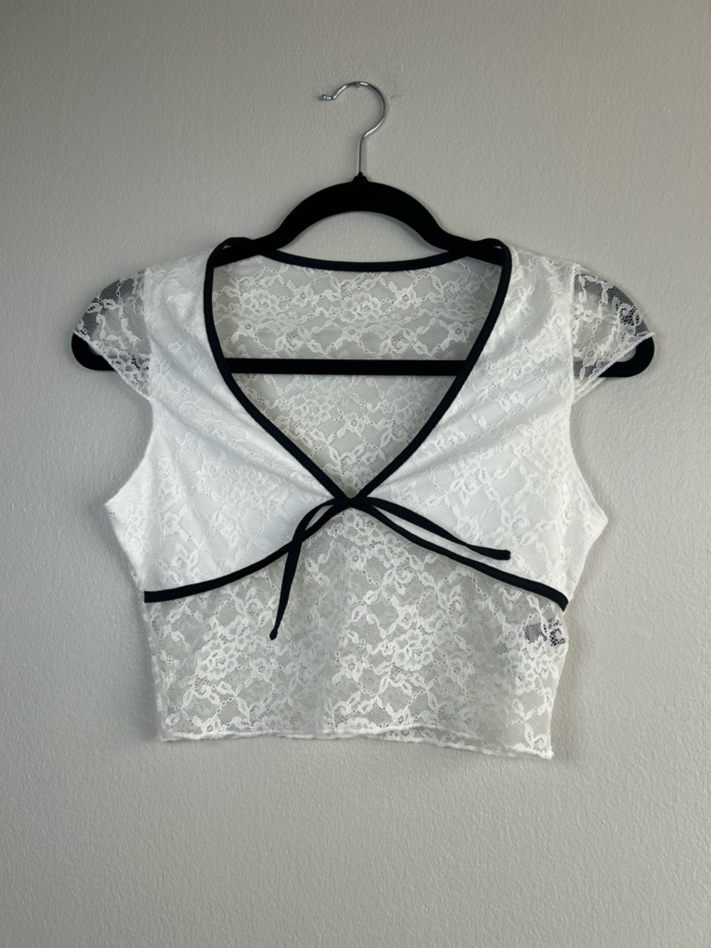 SHEIN White Lace Tie-Front Crop Top with Black Trim